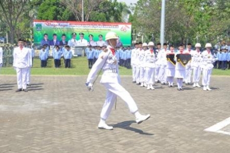 Persiapan Pengibaran Bendera Merah Putih